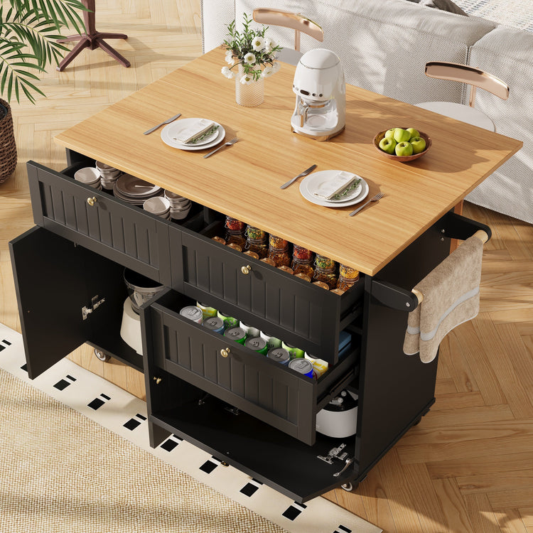 Kitchen & Dining