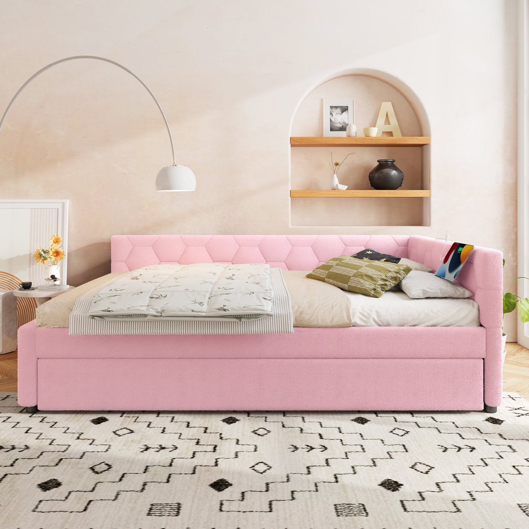 Daybed 140x200cm Sofa Bed Pull-Out Bed Lamp USB/Type-C - Faux Fleece Pink