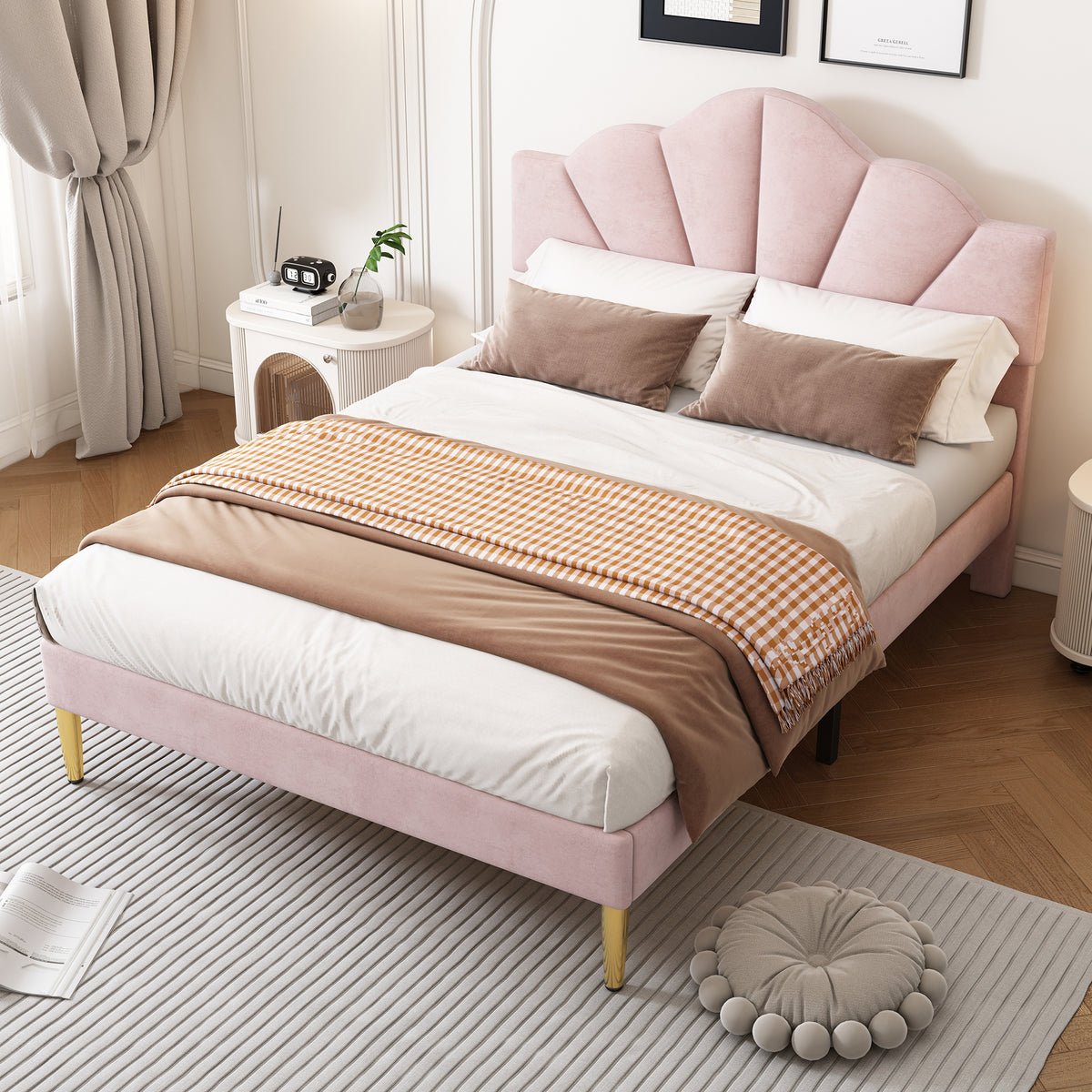 Upholstered Double Bed 140x190 Shell Design Pink Velvet