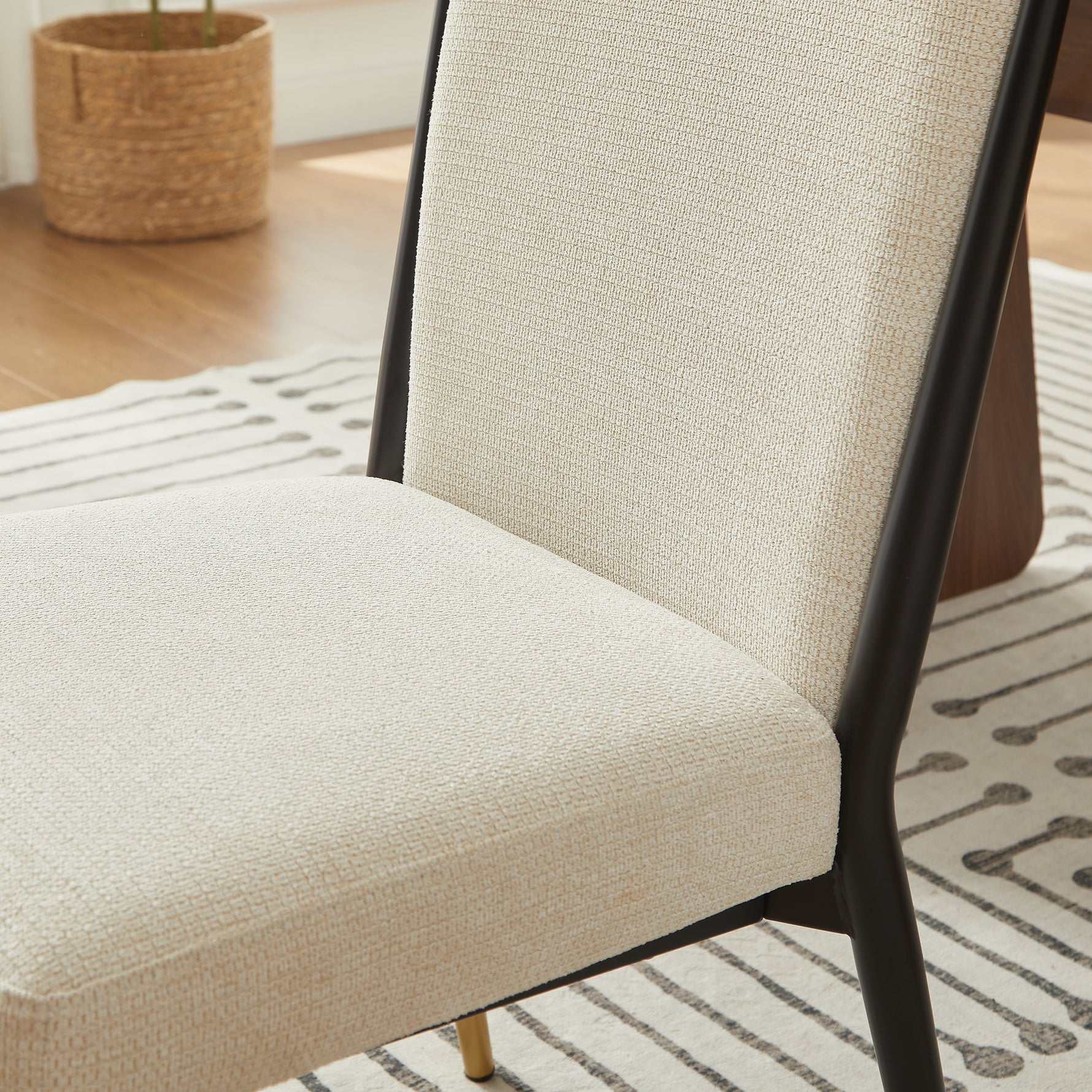 Set of 2 Dining Chairs Scandinavian Style Black/Gold Legs - Cream Fabric