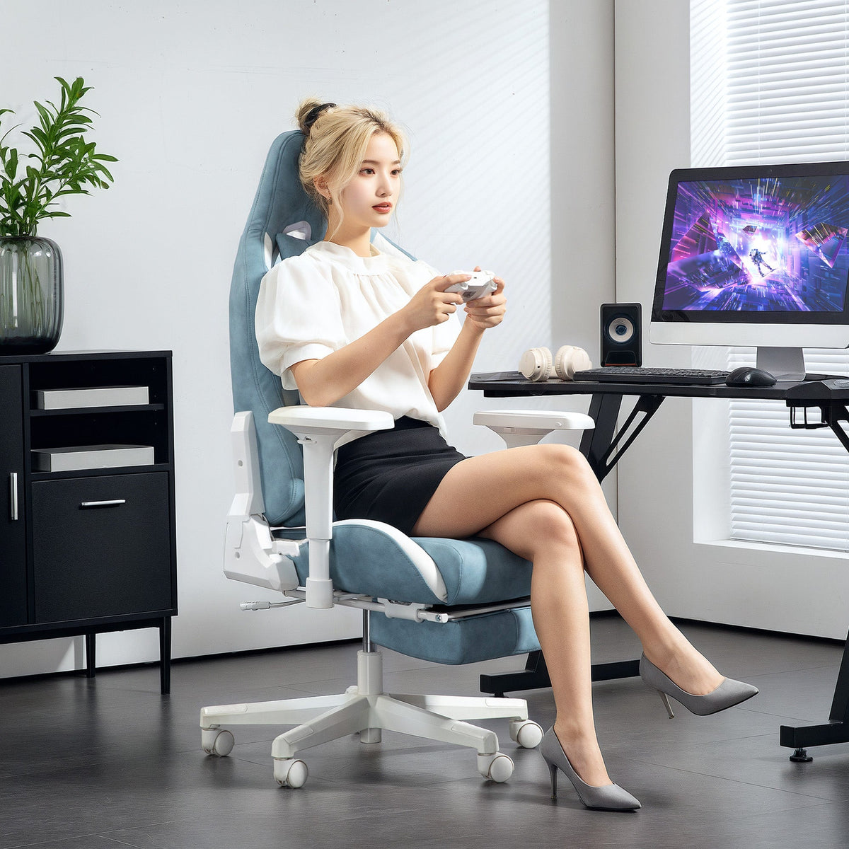 Gaming Chair with Reclining Function, Ergonomic, Faux Leather Blue