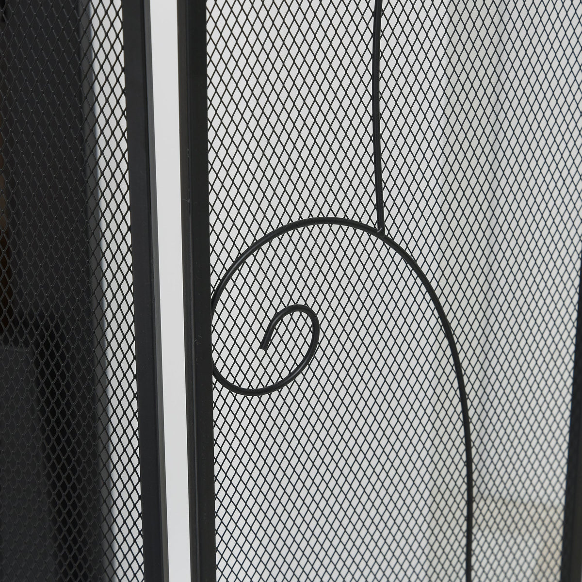 Fireplace Grate, 3-Panel Foldable Spark Guard, Metal Black