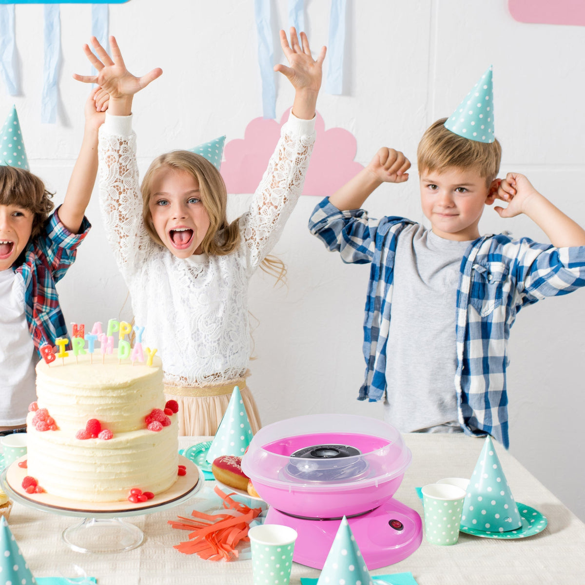 Cotton candy machine for parties & events, easy handling, quick results, pink