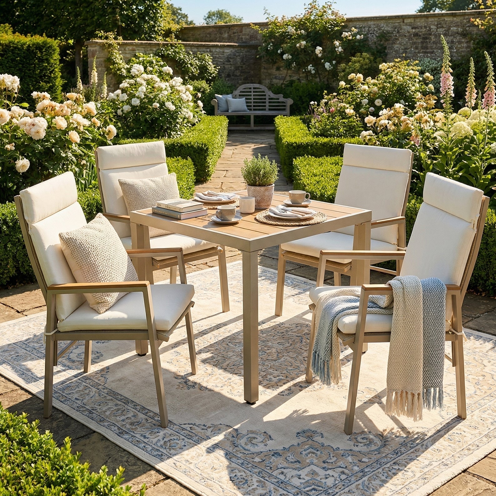 Garden Dining Set, 5 Pieces for 4 People with 1 Table and 4 Chairs, Khaki and Beige Plastic Wood