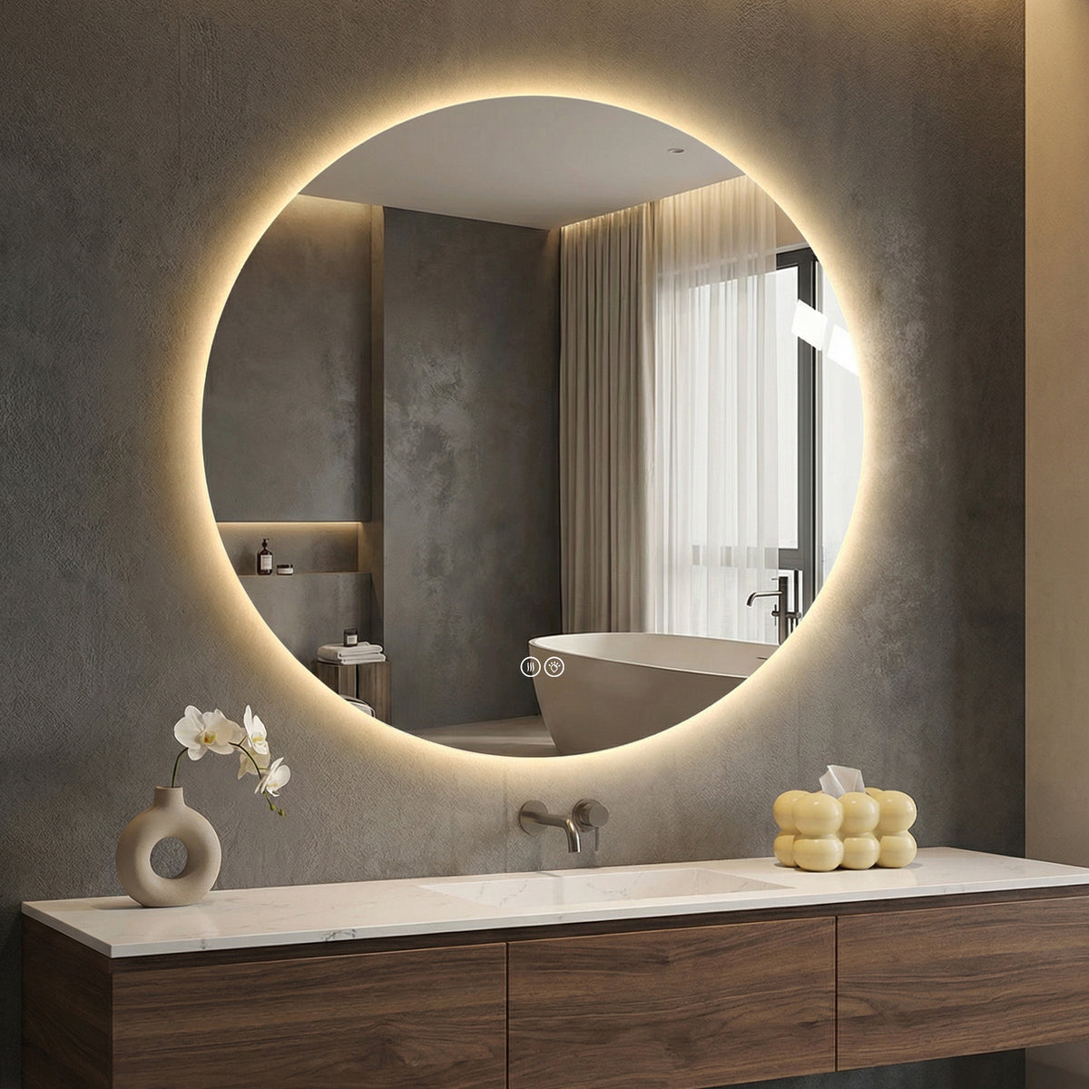 Round LED Bathroom Mirror 70 cm - Anti-Fog Dimmable HD Silver Glass