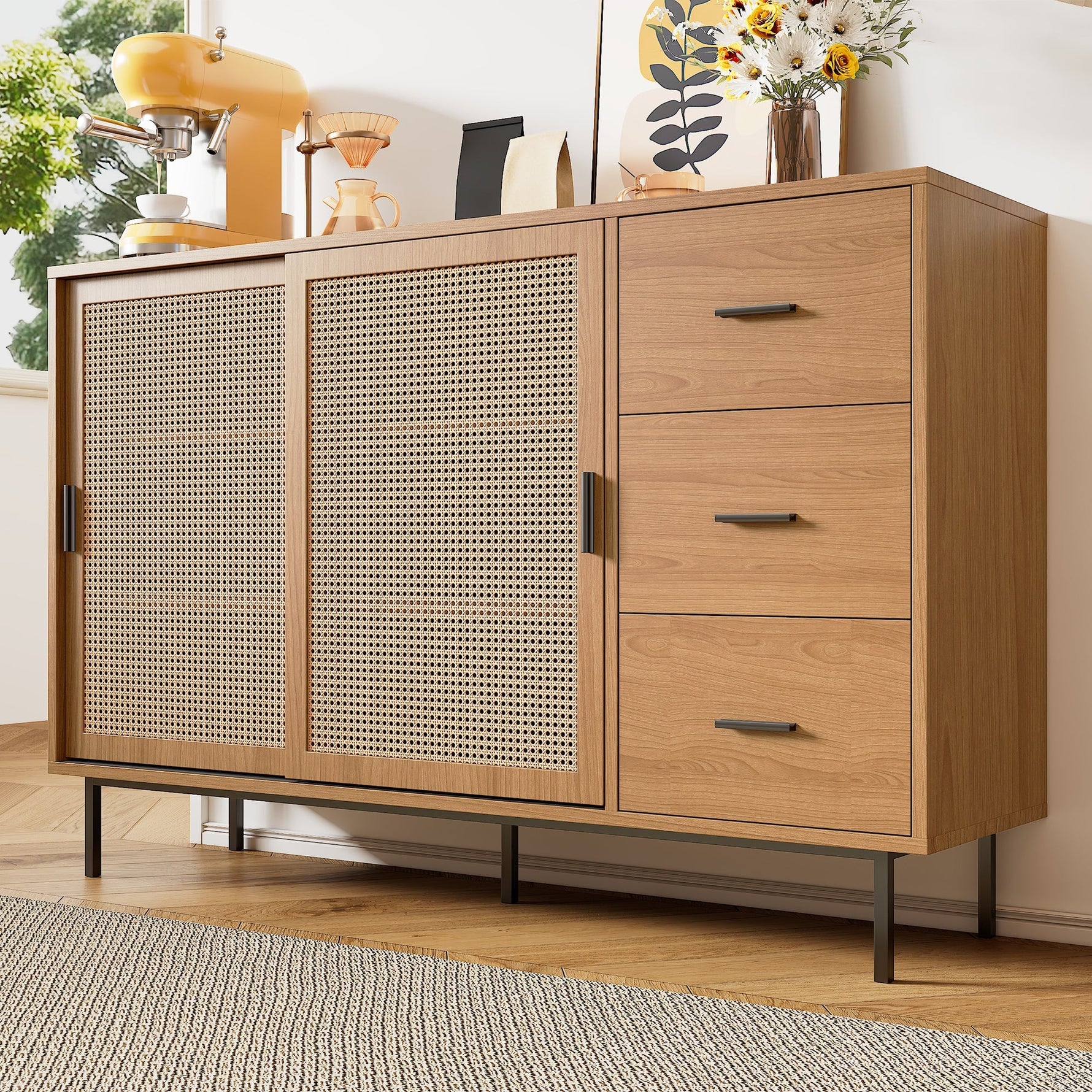 Country-style sideboard with two sliding doors and three drawers, adjustable shelves, in wood.