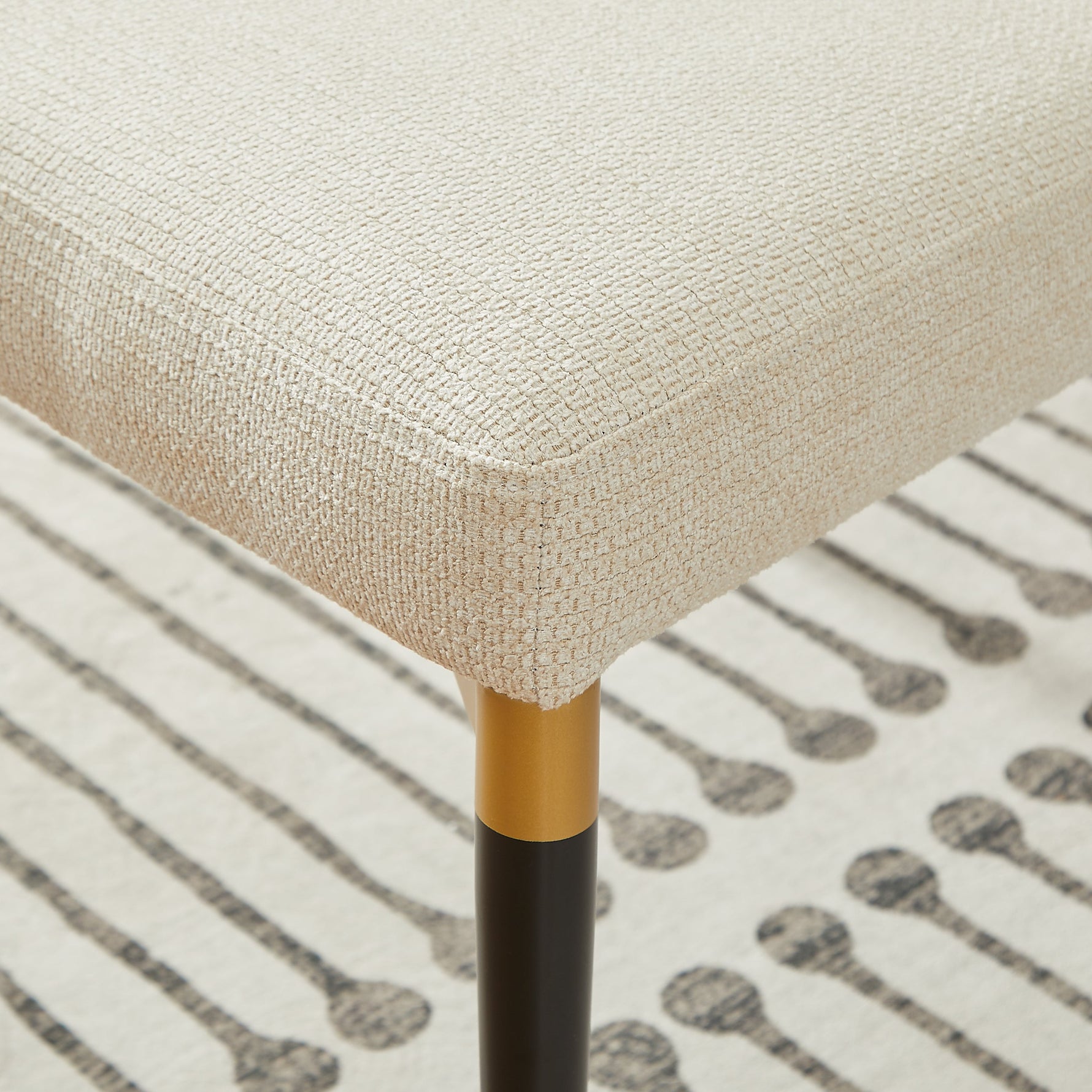 Set of 2 Dining Chairs Scandinavian Style Black/Gold Legs - Cream Fabric