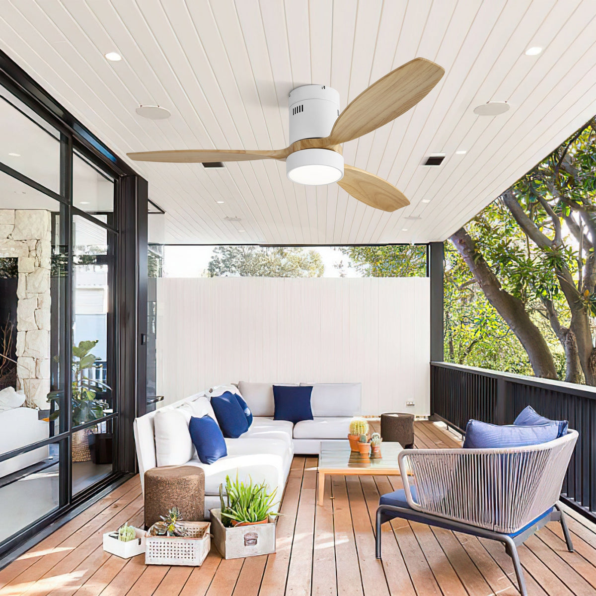 Ceiling Fan 52-inch Silent Reversible Motor Remote Control Light Solid Wood