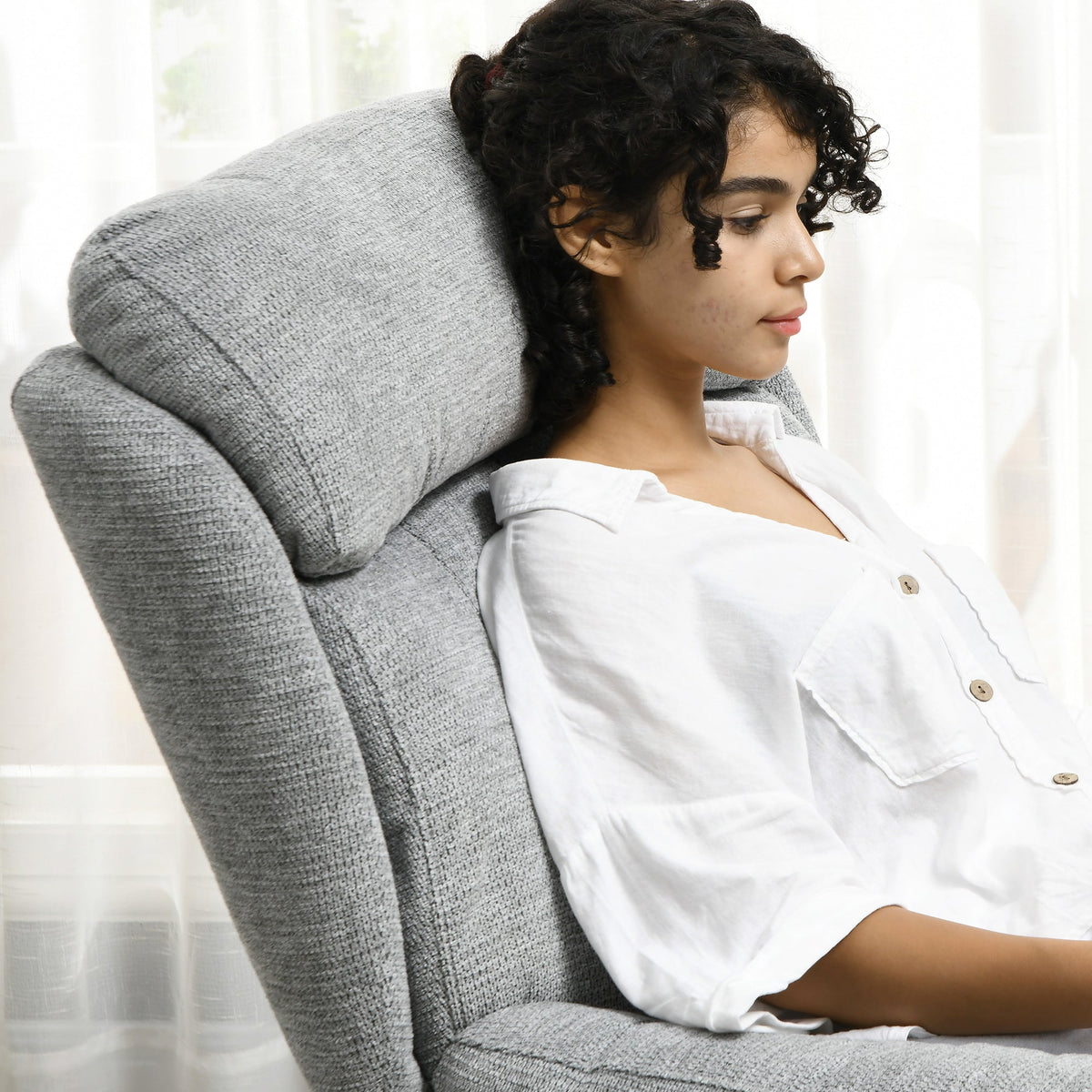 Swivel Lounge Armchair, Water-Repellent Recliner with Integrated Armrest, Chenille Look