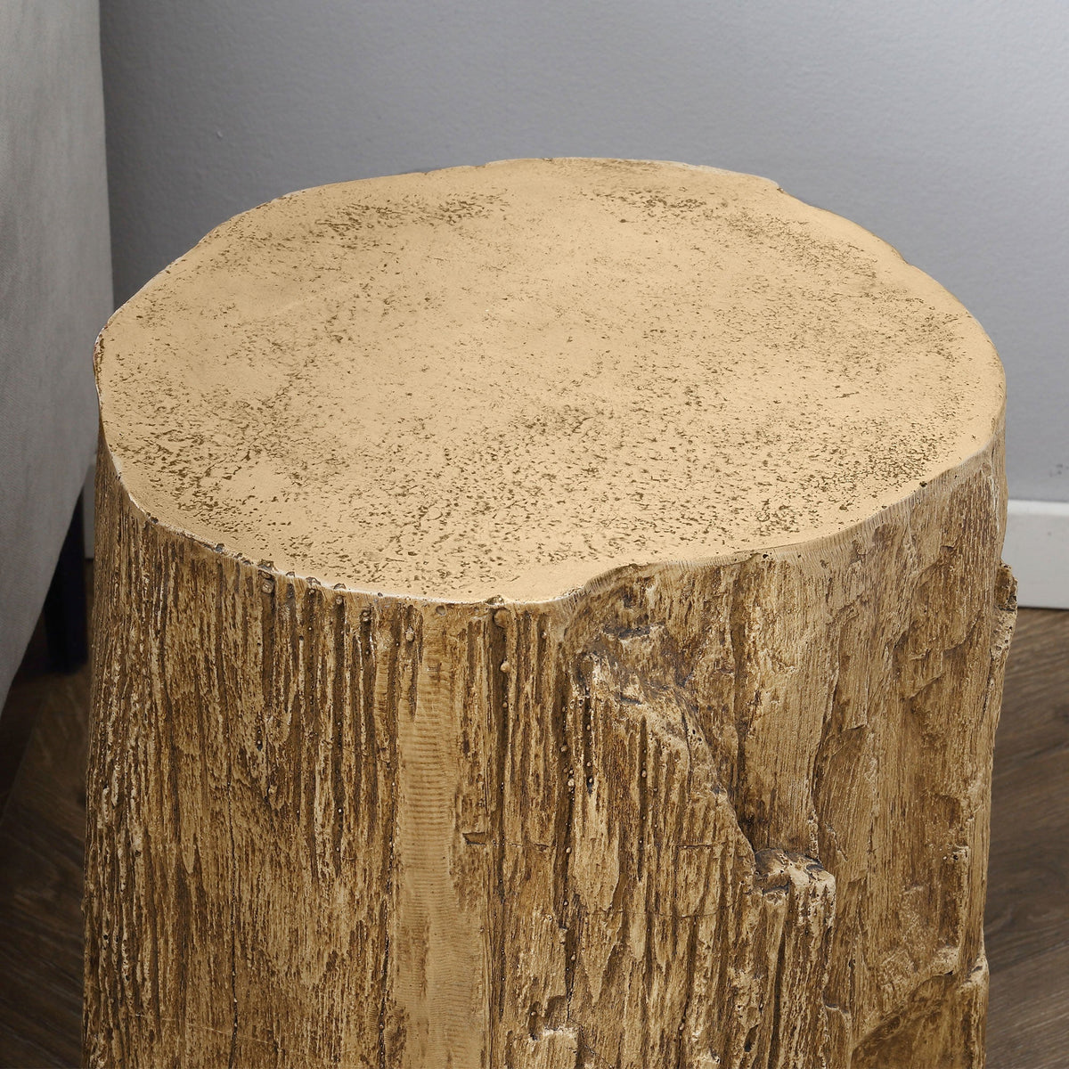 Side Table Tree Stump Look Adjustable Feet Waterproof, 37x37x43 cm