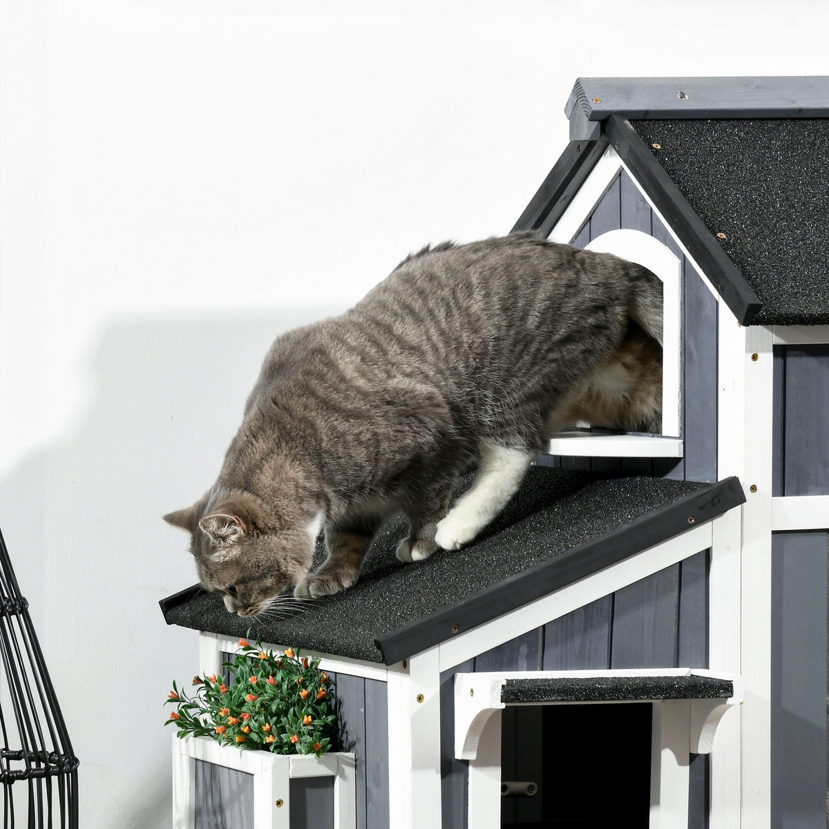 Fir Wood Cat House, 2-Level Multi-Entrance Cat Hut with Asphalt Roof