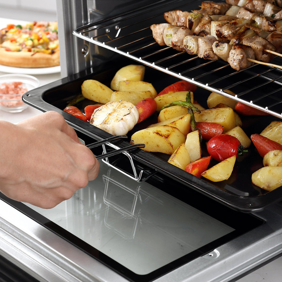 Mini Oven 32L 1600W Electric with Slag Tray, Stainless Steel & Glass, Silver